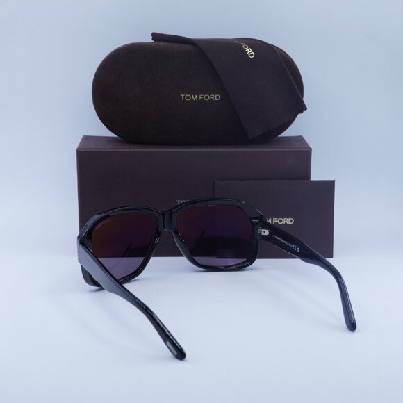 New Tom Ford Lyle FT0837-N 01C Sunglasses Black Square Frame, Grey Lenses - Picture 10 of 10